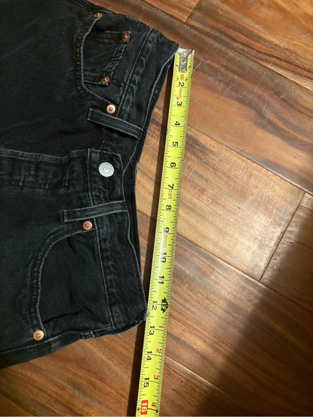 Levi’s 501 Original Black Denim Shorts Women’s Size 27 Button Fly Cutoff (0855)